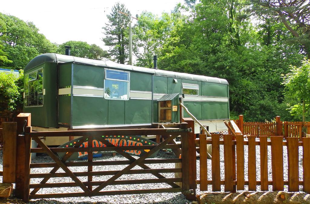 Showman'S Wagon At Coed Cae Dolgellau Luaran gambar